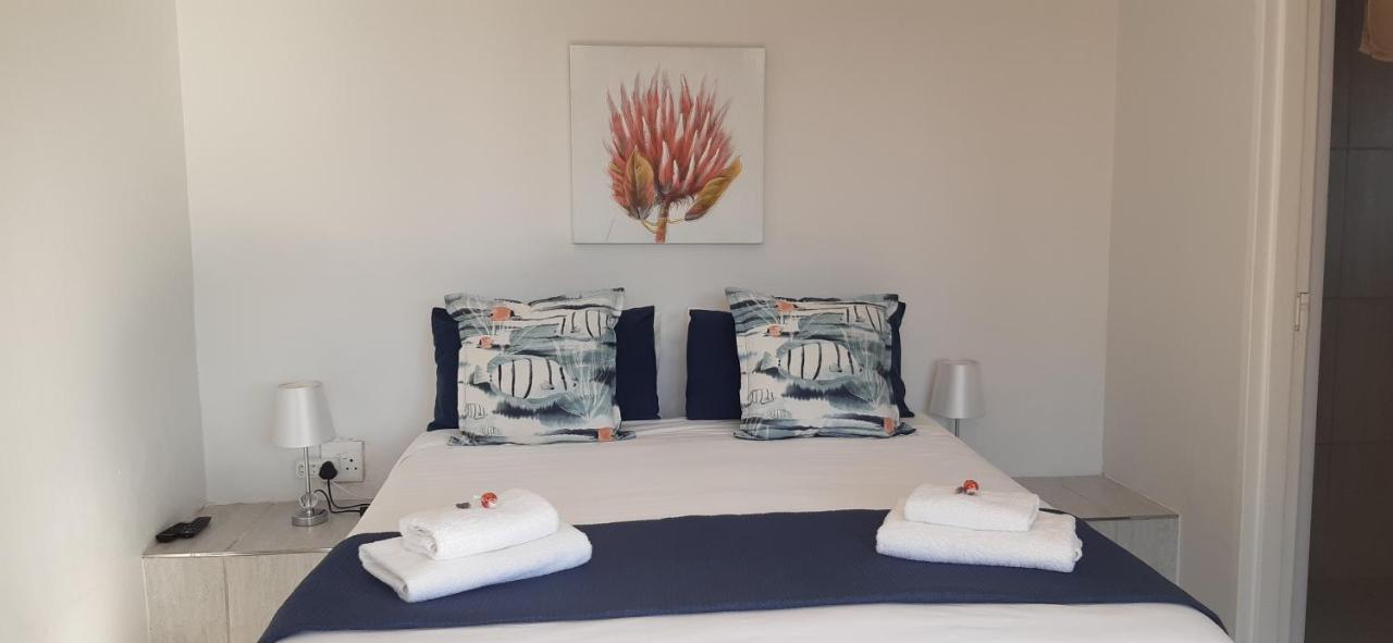 Ocean View Guest House Джефрис Бей Екстериор снимка