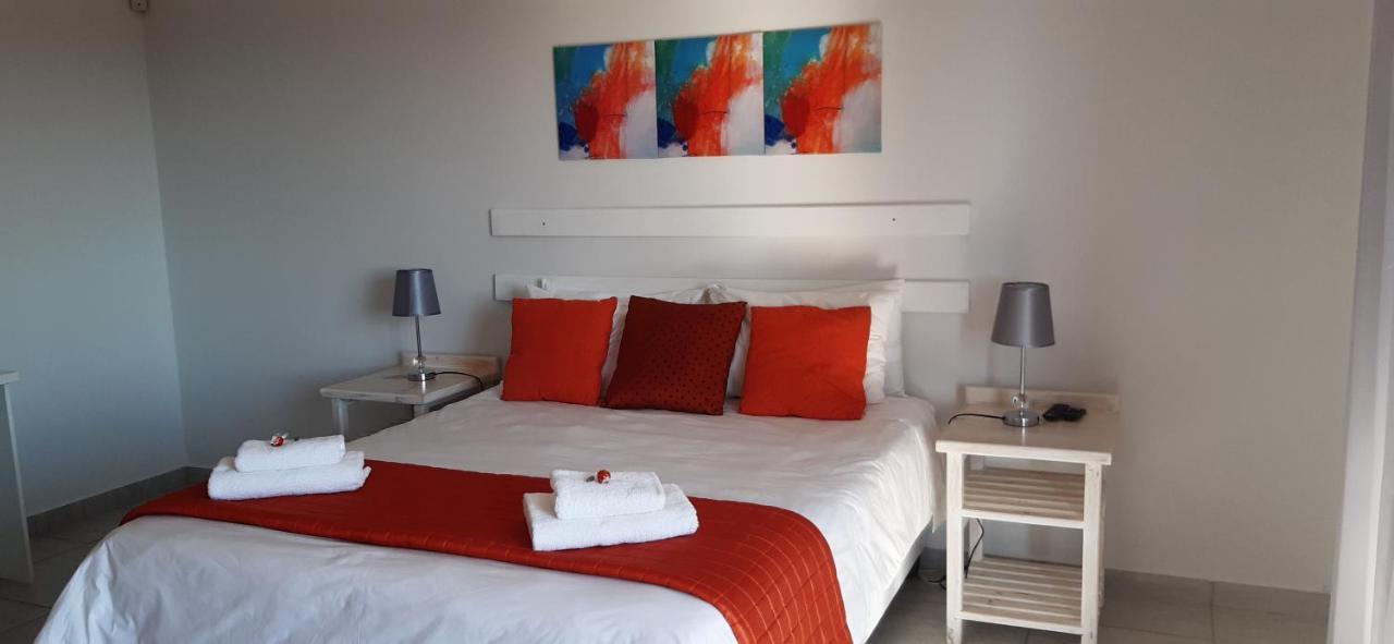 Ocean View Guest House Джефрис Бей Екстериор снимка